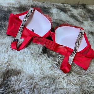 Victoria’s Secret Bra